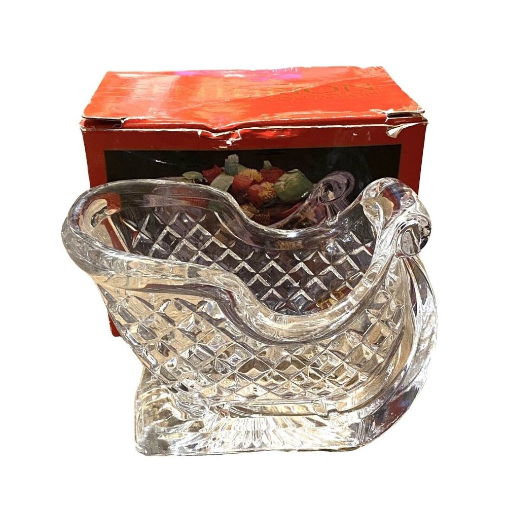 Centurion Crystal Santa Sleigh Christmas Clear Glass Candy Dish Bowl Vintage